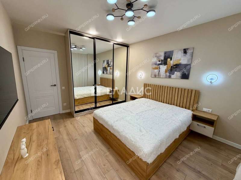 трёхкомнатная квартира на Ошарской улице дом 98 к1