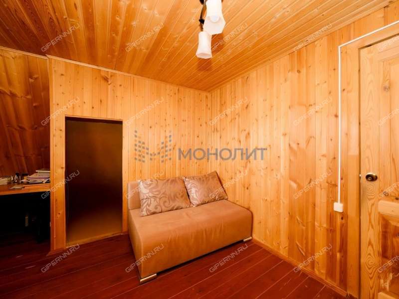 дом на Центральной улице