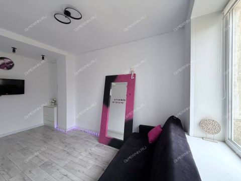 3-komnatnaya-ul-vasileva-d-36 фото