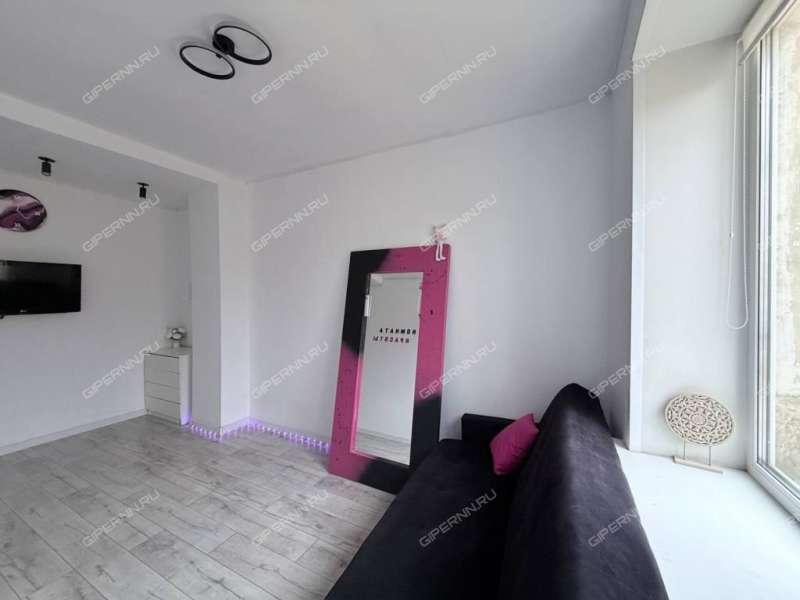 трёхкомнатная квартира на улице Васильева дом 36