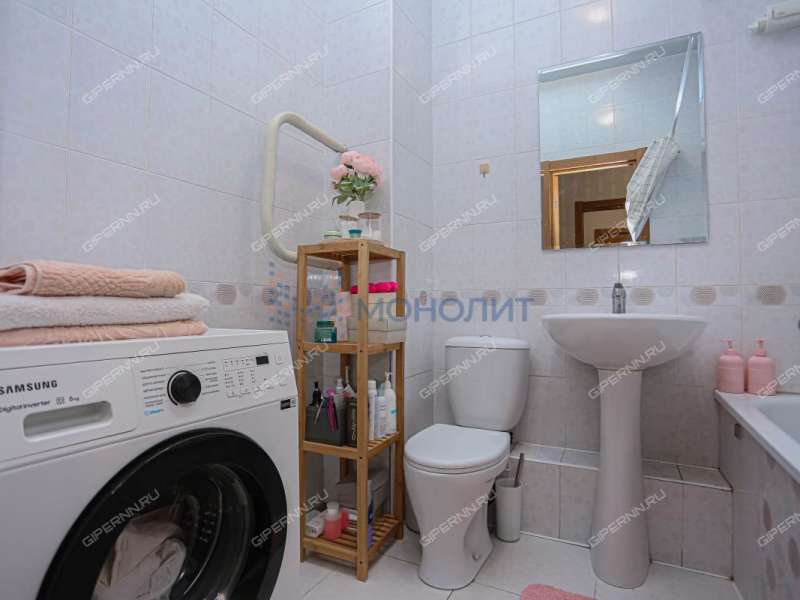 однокомнатная квартира на бульваре 60-летия Октября дом 23 к4