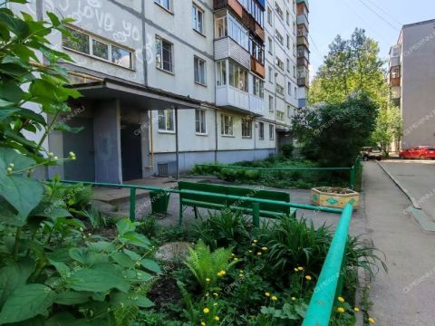 2-komnatnaya-ul-geroya-shnitnikova-d-20 фото
