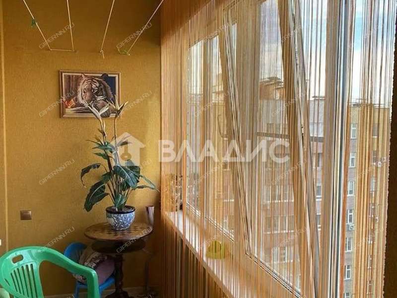 четырёхкомнатная квартира на улице Дунаева дом 8