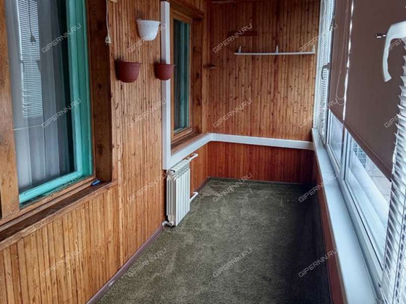 однокомнатная квартира на проспекте Бусыгина дом 48