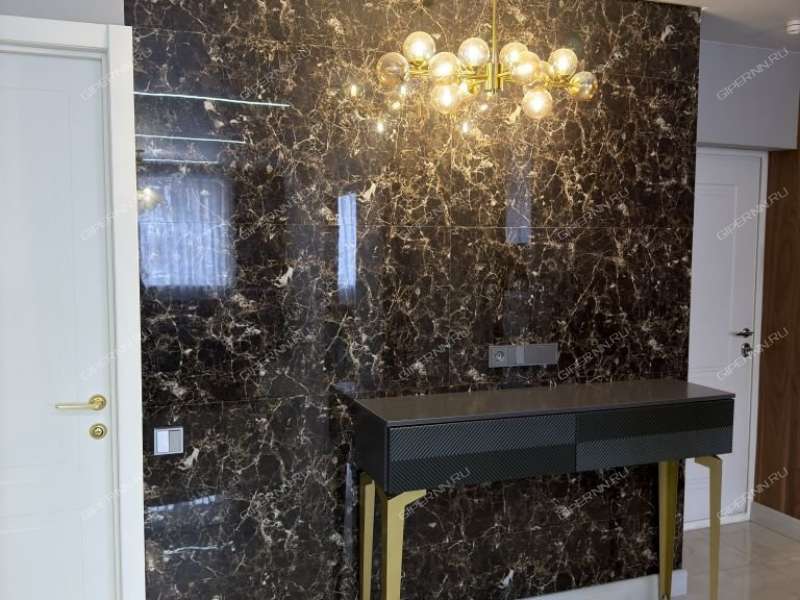 четырёхкомнатная квартира на проспекте Ленина дом 30 к5