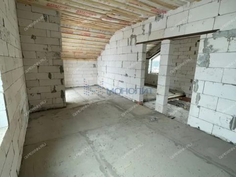 dom-selo-starkovo-volodarskiy-rayon фото