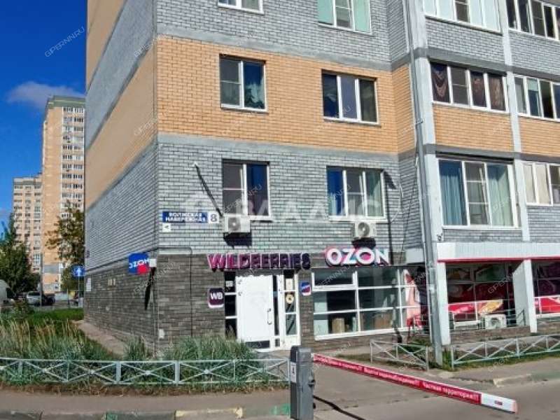 однокомнатная квартира на Волжской набережной дом 8