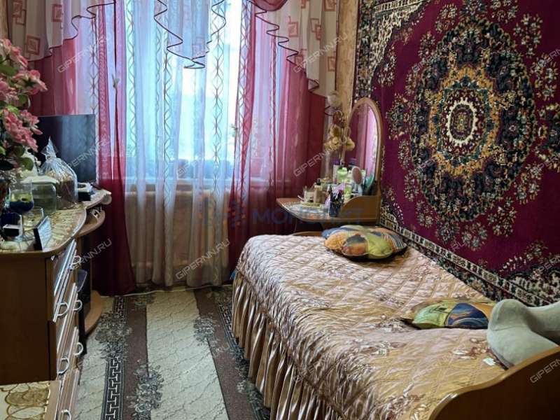 дом на улице Серова рабочий посёлок Горбатовка