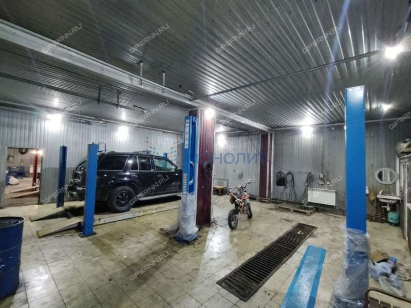 здание под склад, недвижимость под автобизнес на улице Григоровича
