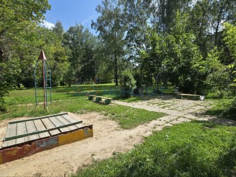 2-komnatnaya-ul-geroya-bykova-d-4 фото