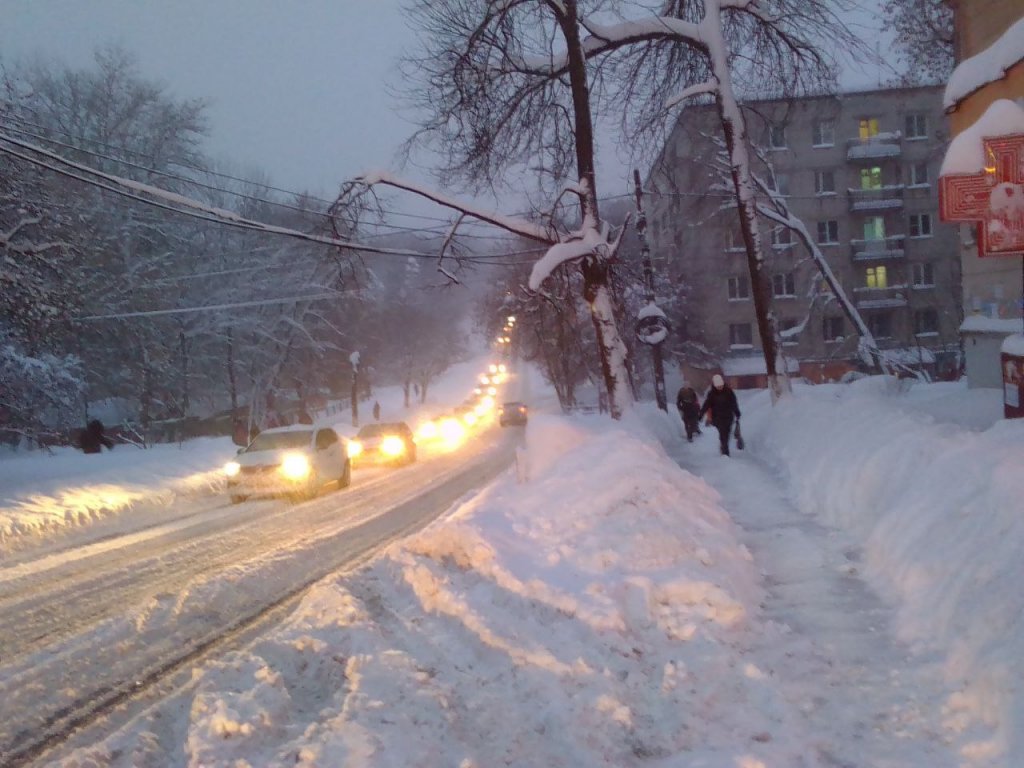 Нижегородцам рассказали о правильной технологии укладки асфальта в снег