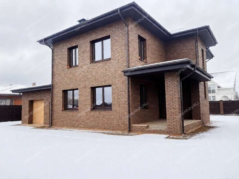 дом на Озёрной улице посёлок Ляхово