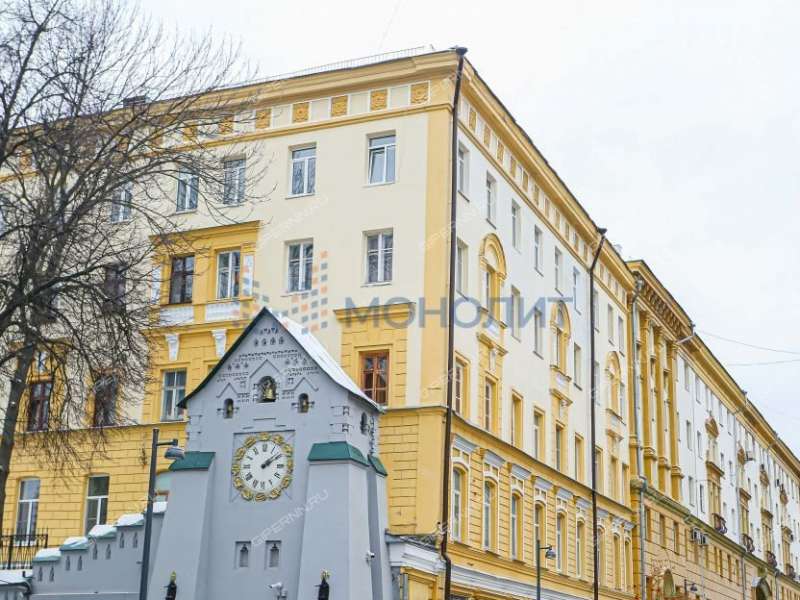 пятикомнатная квартира на Большой Покровской улице дом 28
