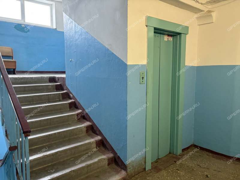 трёхкомнатная квартира на улице Адмирала Макарова дом 3