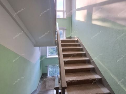 1-komnatnaya-ul-imeni-generala-ivlieva-d-32-k1 фото