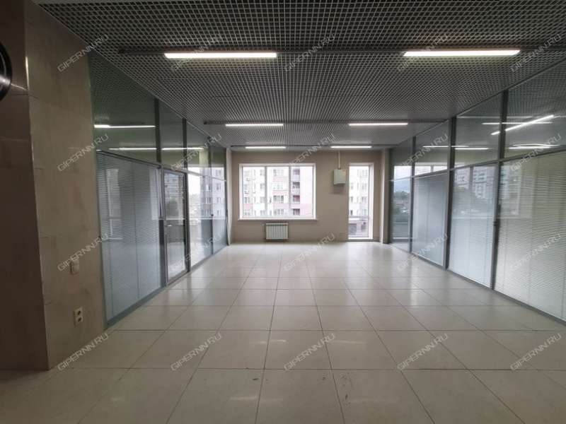 помещение под офис на Родионова ул, д. 165к13