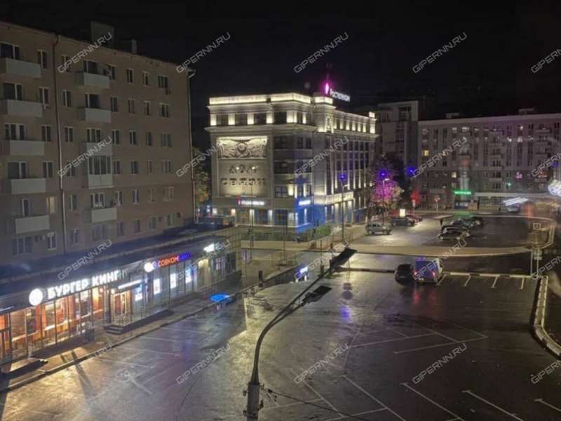 однокомнатная квартира на площади Максима Горького дом 2