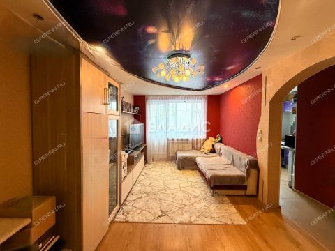 3-komnatnaya-ul-ivana-chugurina-d-3 фото