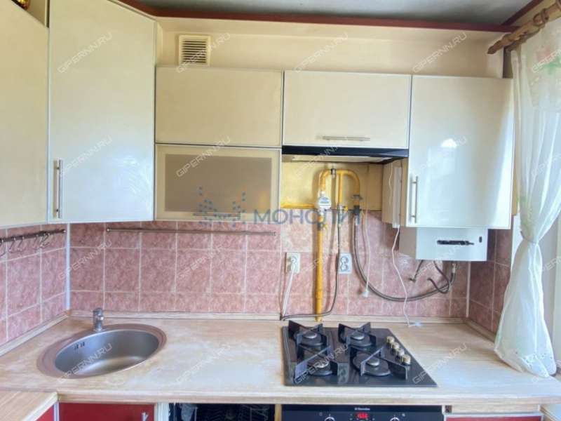 трёхкомнатная квартира на улице Комбрига Патоличева дом 3 город Дзержинск