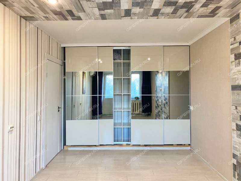 двухкомнатная квартира на улице Обухова дом 45