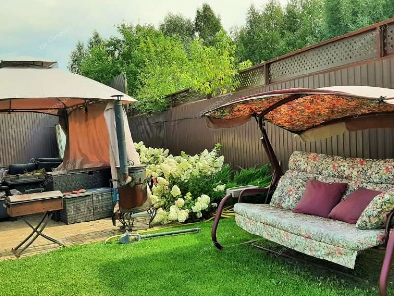 коттедж на Тростниковой улице