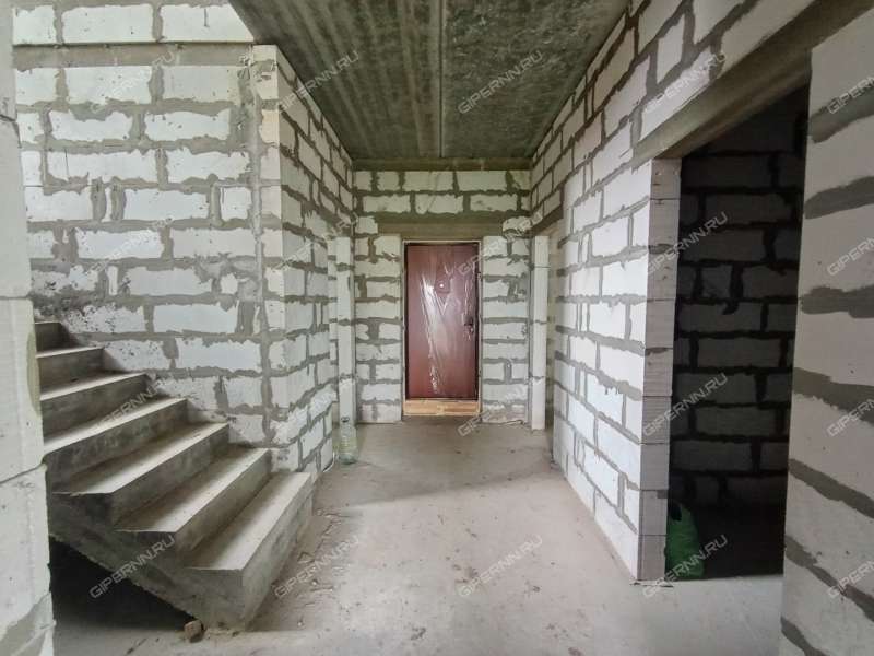 дом на Озёрной улице деревня Крутая