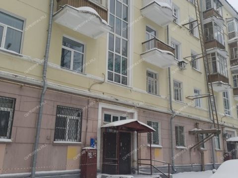 3-komnatnaya-ul-krasnodoncev-d-3 фото