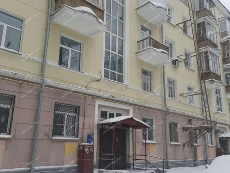 трёхкомнатная квартира на улице Краснодонцев дом 3