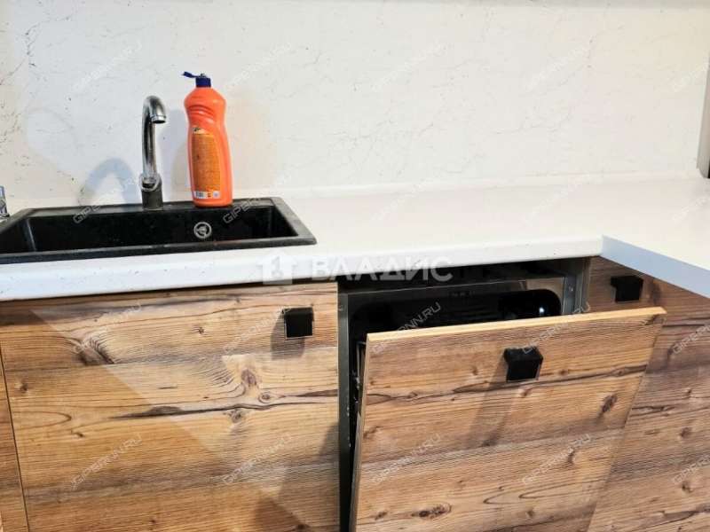 однокомнатная квартира на улице Героя Советского Союза Сафронова дом 7 к1