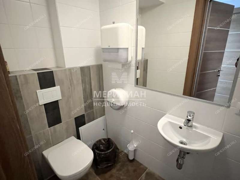 здание под коммерческую недвижимость на Альпийская село Шава