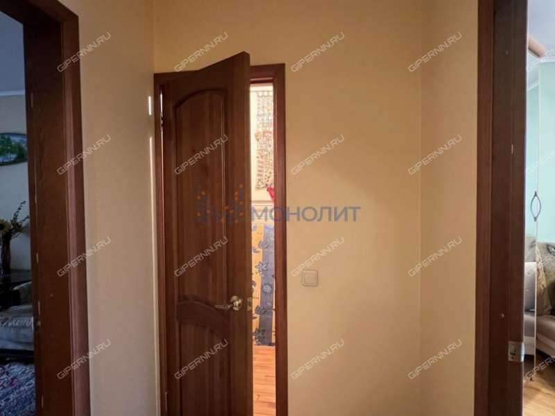 трёхкомнатная квартира на улице Ванеева дом 227