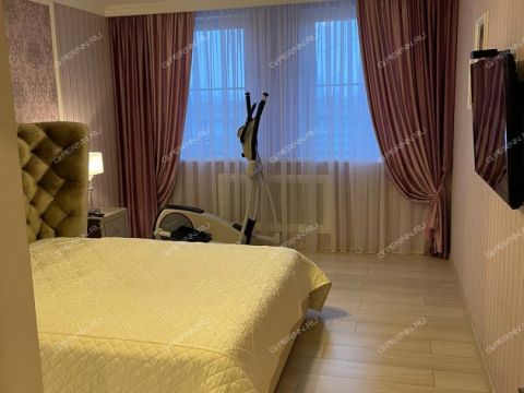 3-komnatnaya-ul-golubeva-d-8-k1 фото