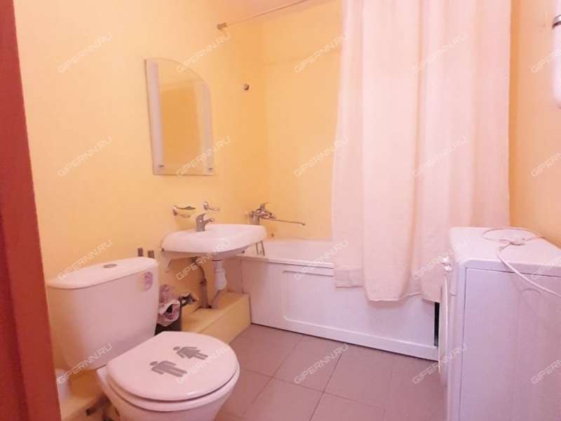 двухкомнатная квартира на улице Академика Сахарова дом 109