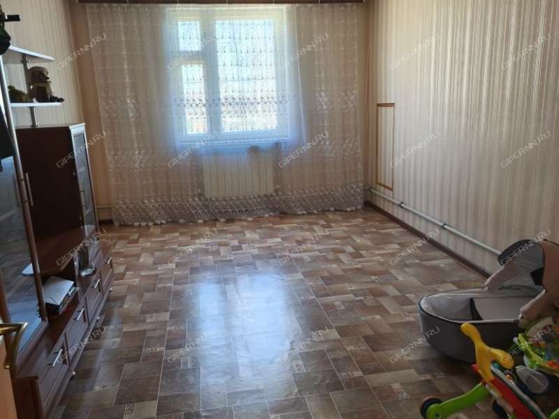 дом на Магистральной улице село Большая Ельня