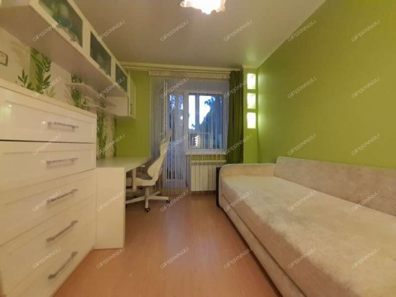 трёхкомнатная квартира на улице Максима Горького дом 152