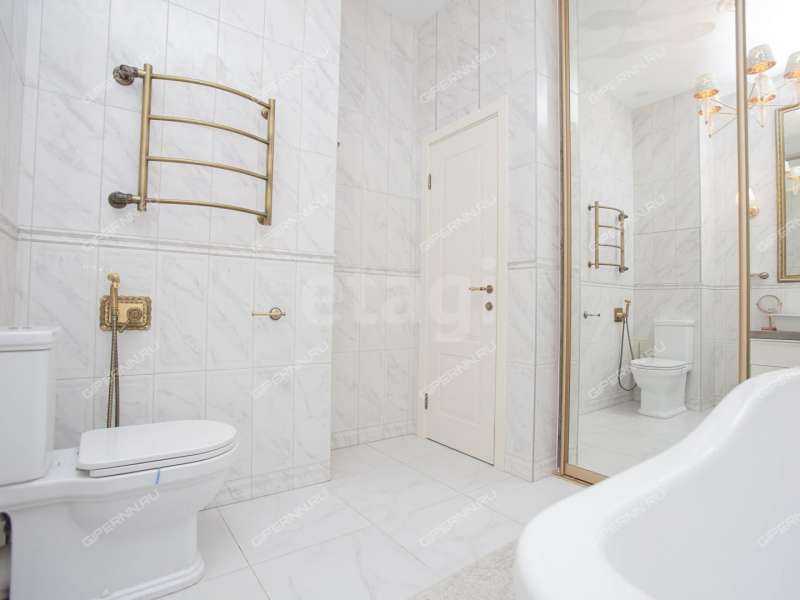 трёхкомнатная квартира на улице Июльских Дней дом 1 к2