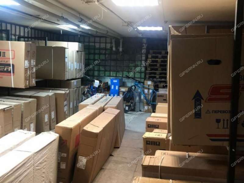 помещение под помещение свободного назначения на улице Маршала Голованова