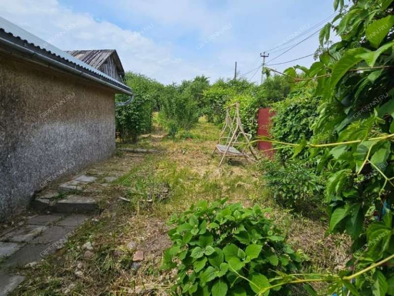 дом на Центральной улице село Доскино